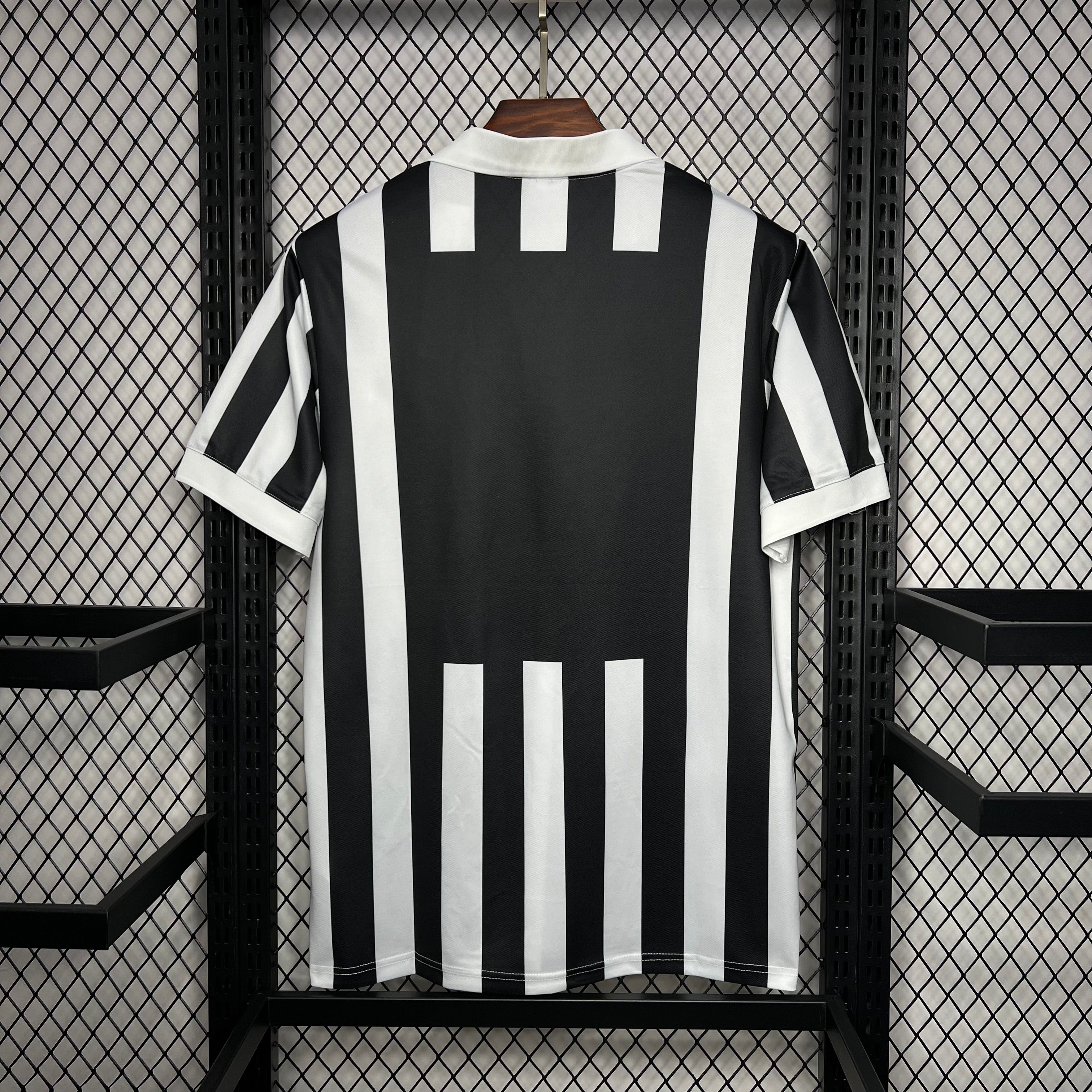 Juventus 1984/85 Home Retro Jersey