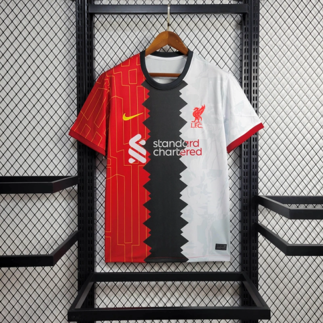 24/25 Liverpool Special edition