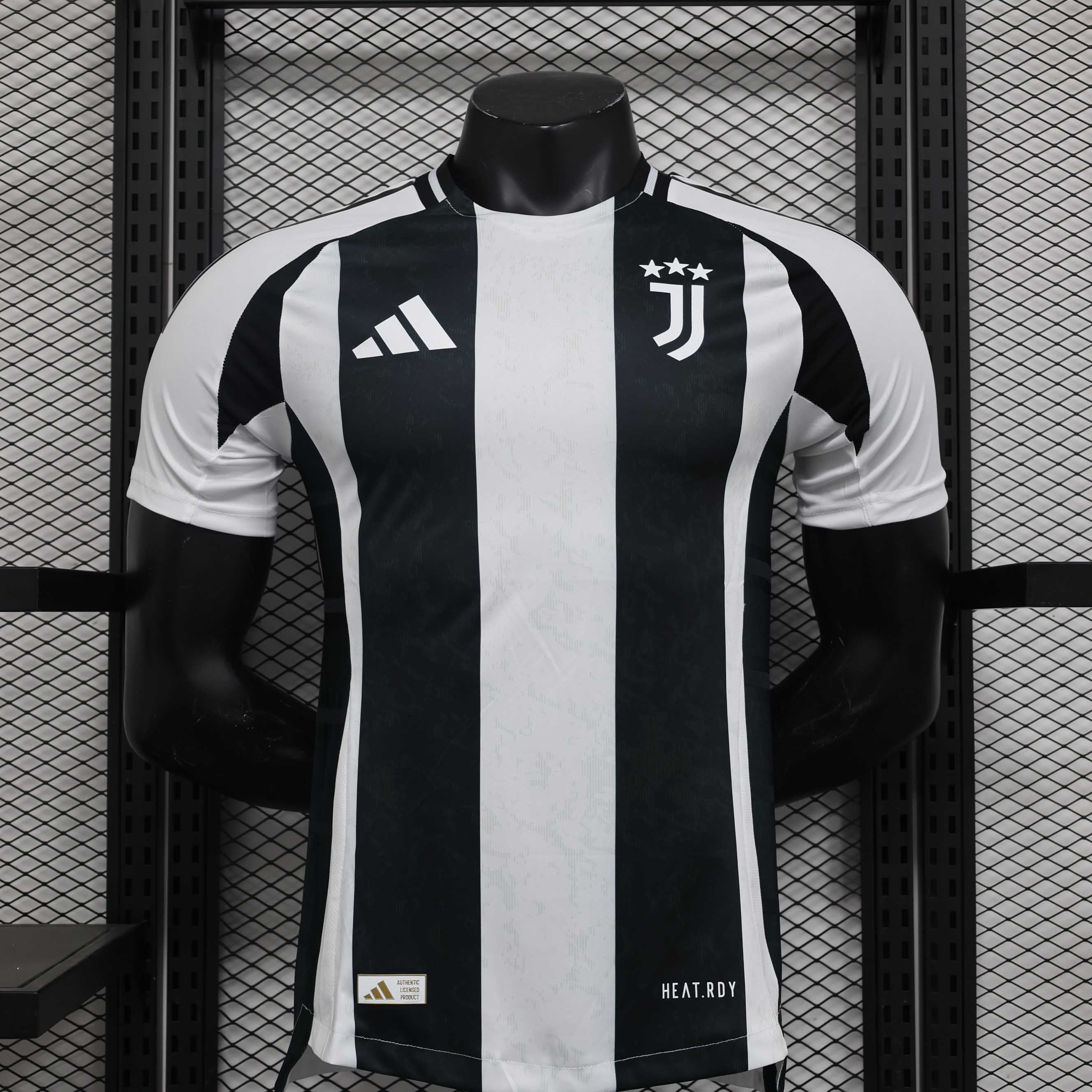 24/25 Juventus Home Soccer Jersey Player version