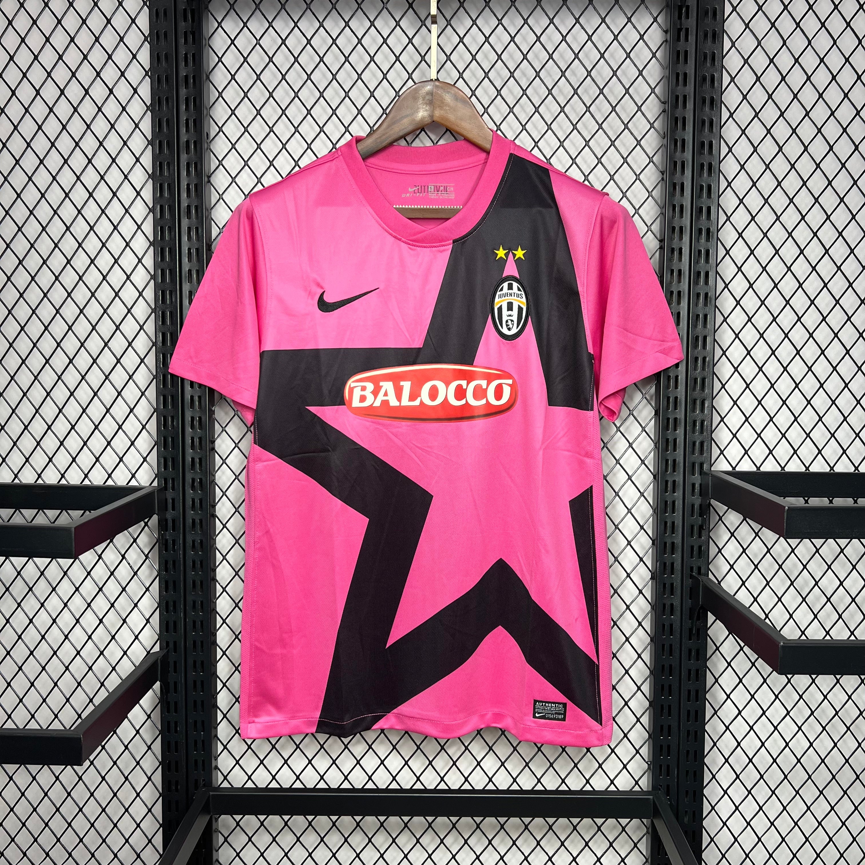 Juventus 2011/12 Away Retro