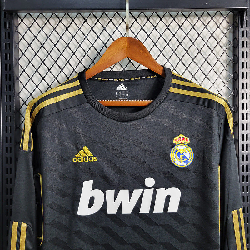 Retro 2011/12 Real Madrid Away