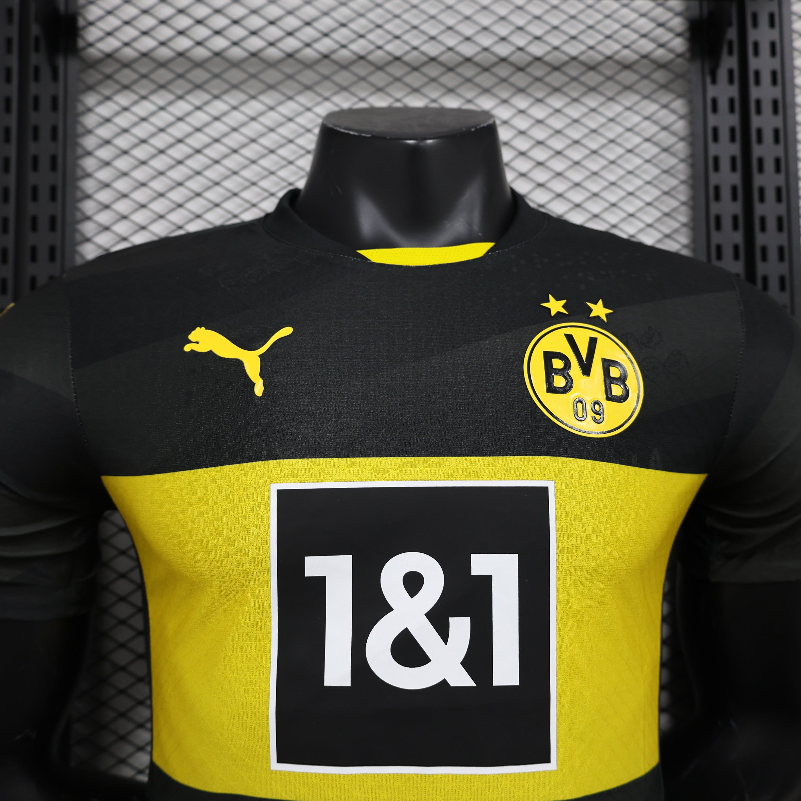 24/25 Player Dortmund Away