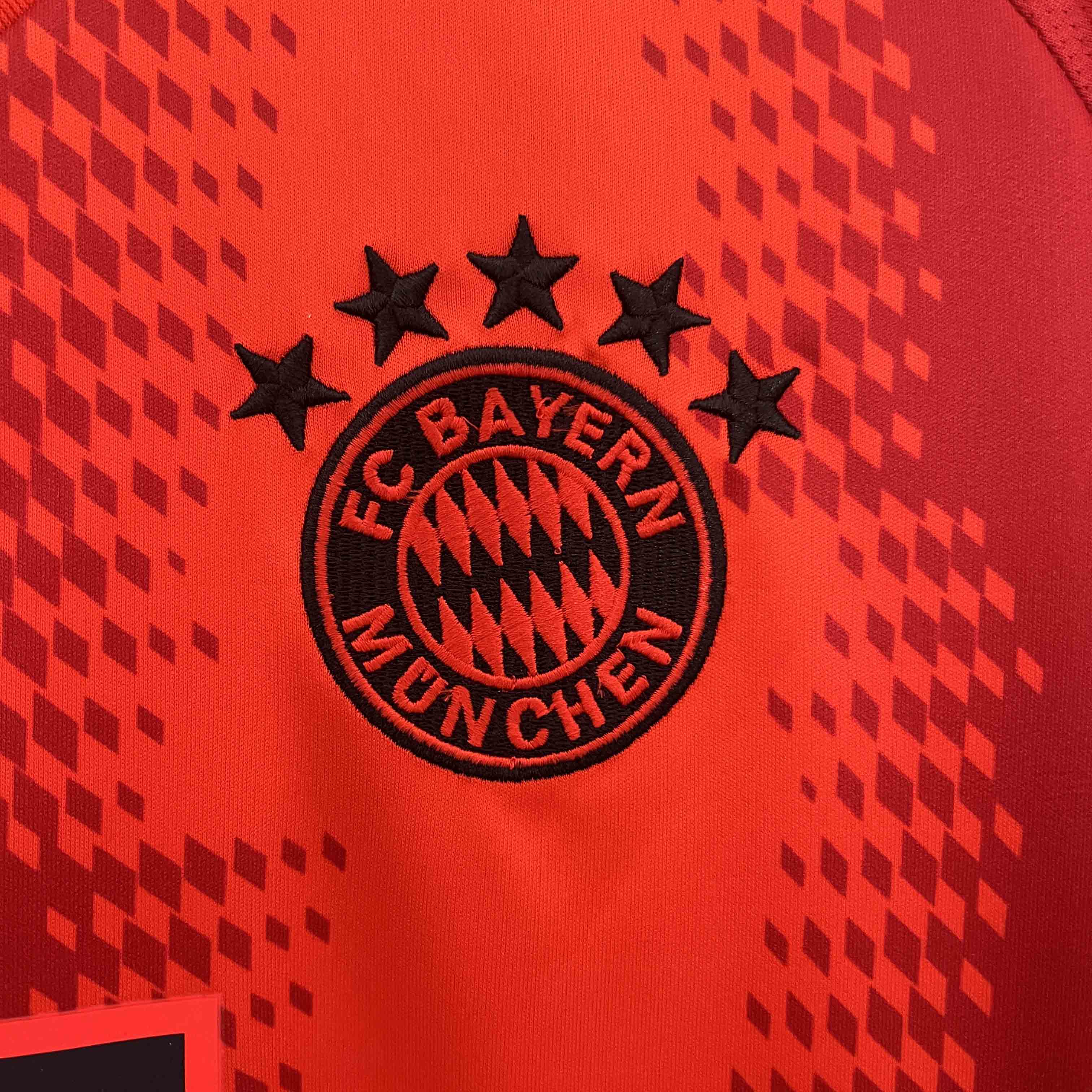 24-25 Bayern Munich Home Kit