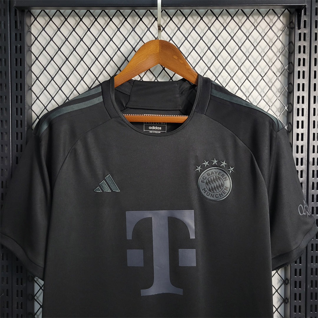 23-24 Bayern Black Special Edition