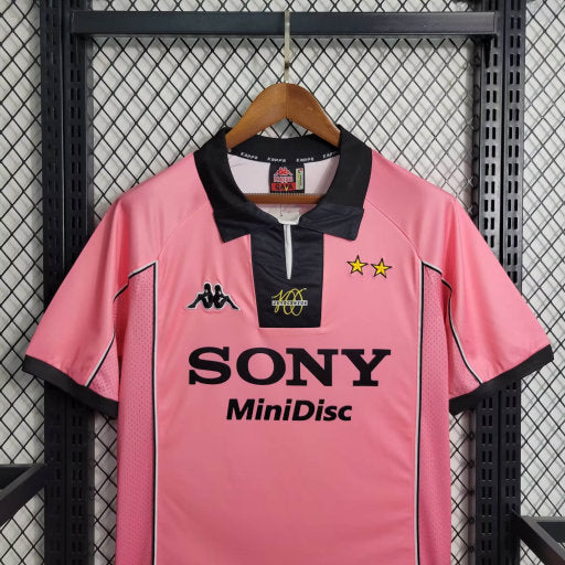 Retro 97-98 Juventus Away