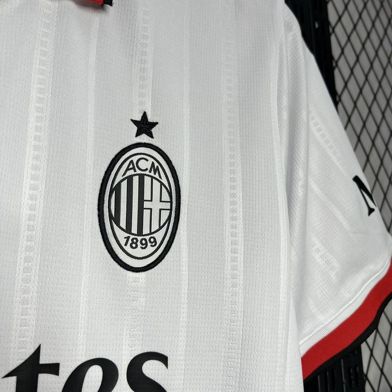 24-25 Milan Away