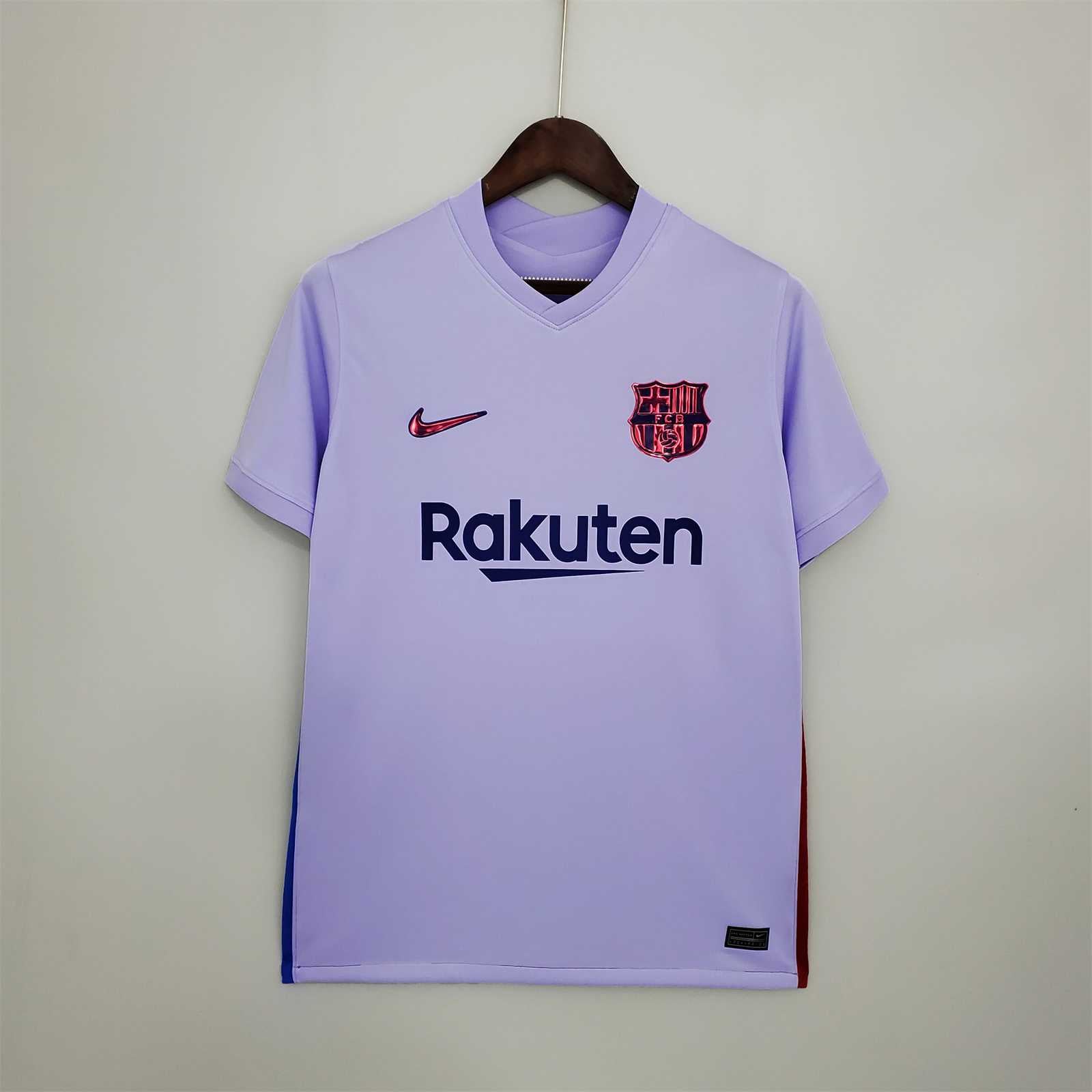 21-22 Barcelona away