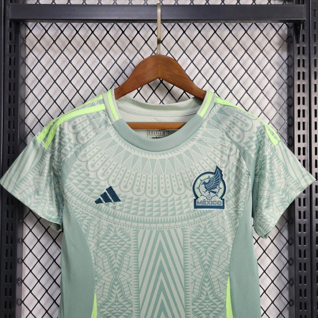 24/25 women Mexico Away