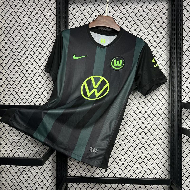 24-25 Wolfsburg Away