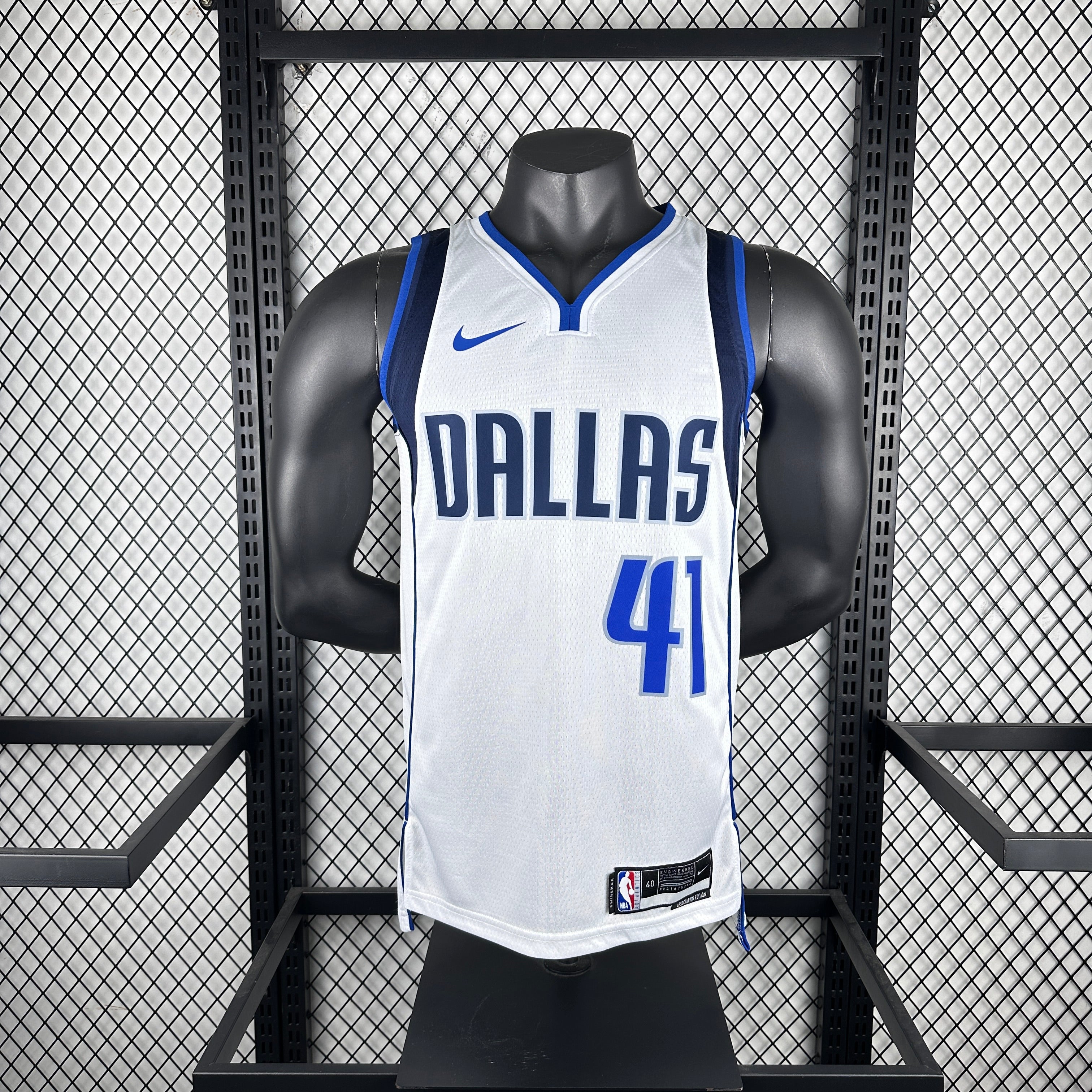 Mavericks White No. 41 Nowitzki